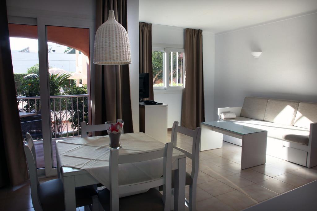 Agulla Park Appartement *